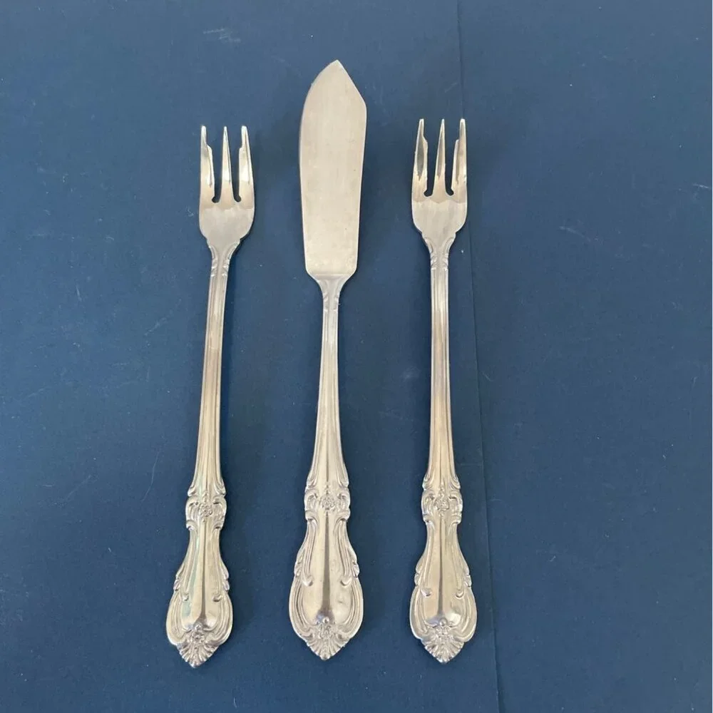 Vtg Stainless by Salem Victoria Pattern Serving Set Cocktail Fork Butter Knife